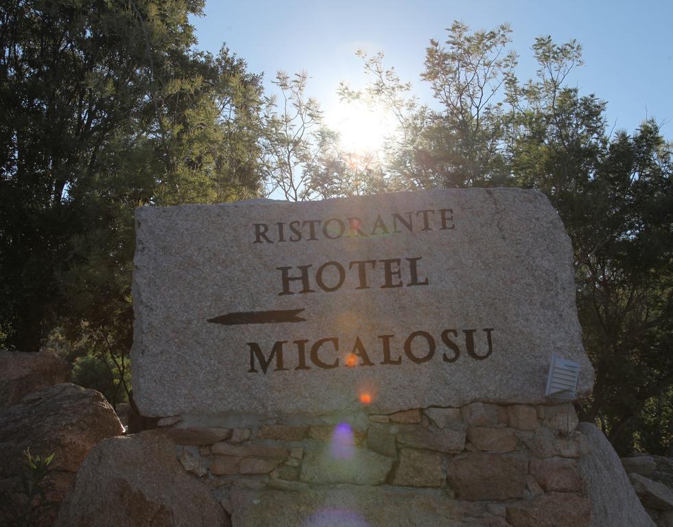 Hotel Micalosu Cannigione Exterior photo